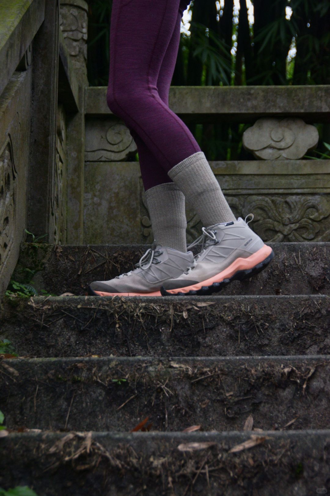贼划算的羊毛徒步袜&美利奴羊毛legging