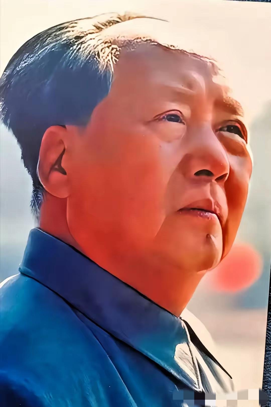 毛主席反复强调：我们的原则是党指挥枪，而决不容许枪指挥党。
 
“枪杆子里面出政