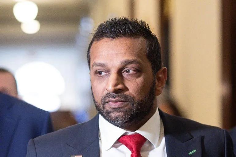 FBI高层11月7日密访中国，在北京只待一天，中美守口如瓶有外媒公布了一则很特殊