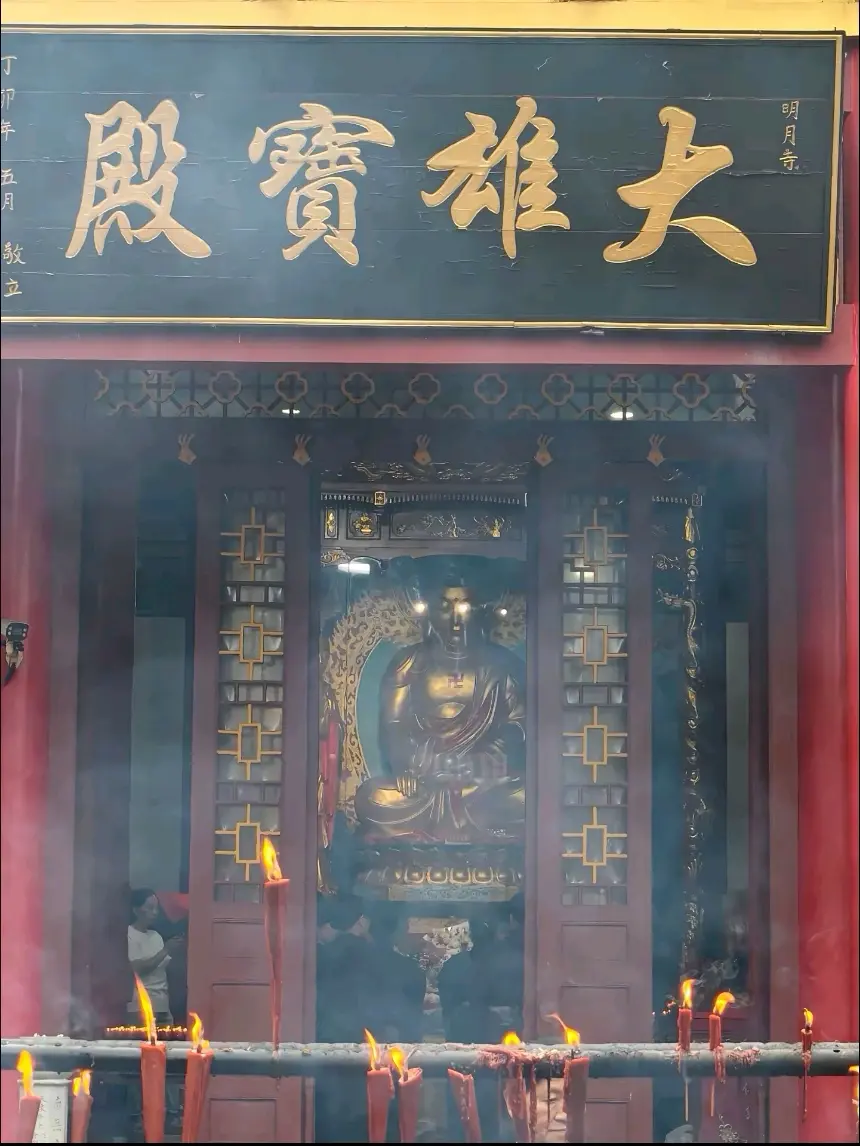 心善之人难生歹念，磨去心软只剩生一身薄情。