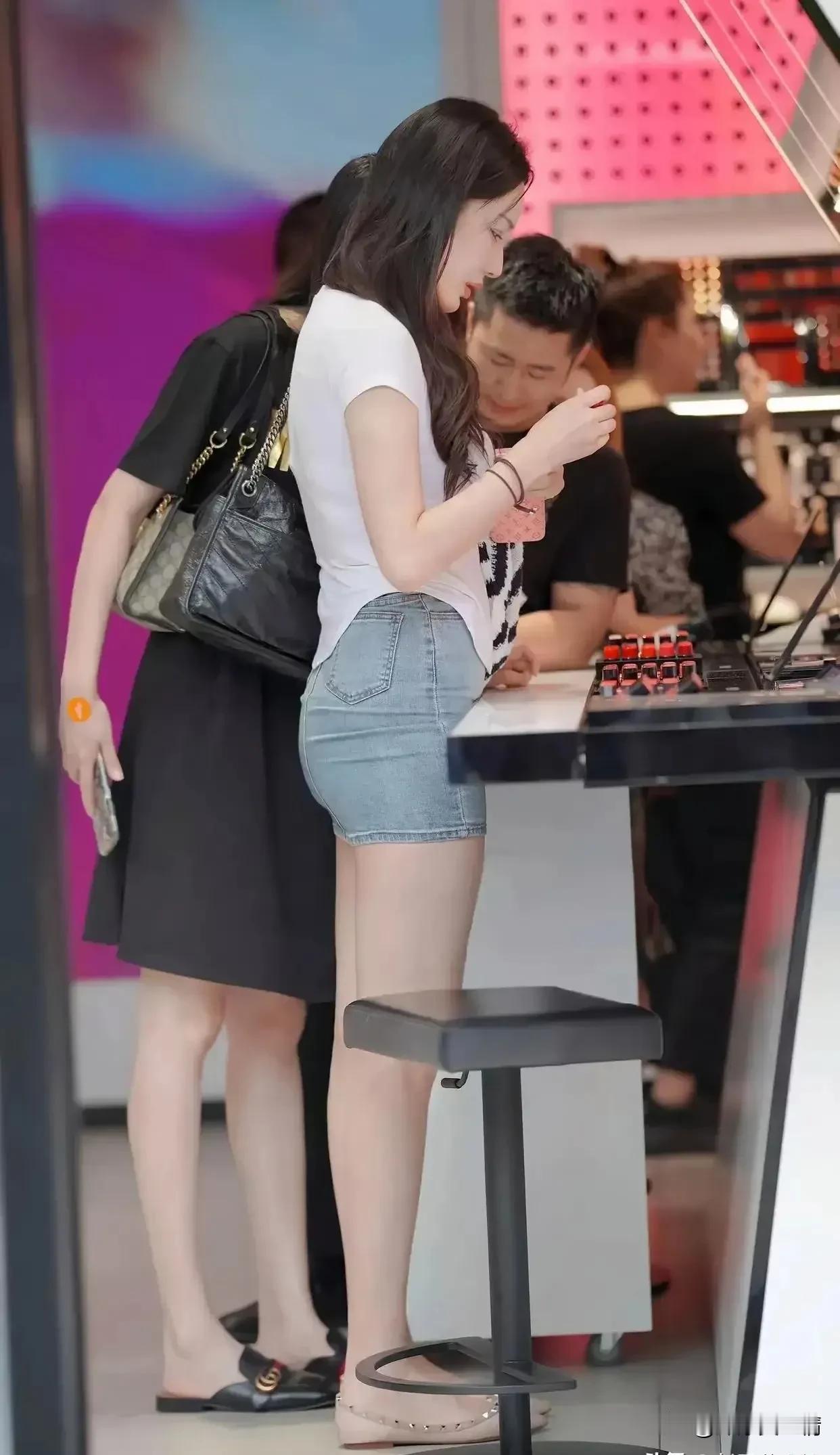每个女孩都有一款自己钟爱的口红。