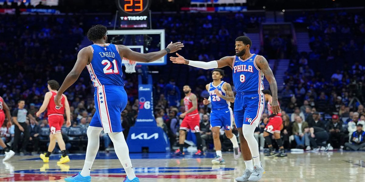 《保罗·乔治解禁复出，76人大胜公牛》在昨日费城76人队以157-137击败芝加