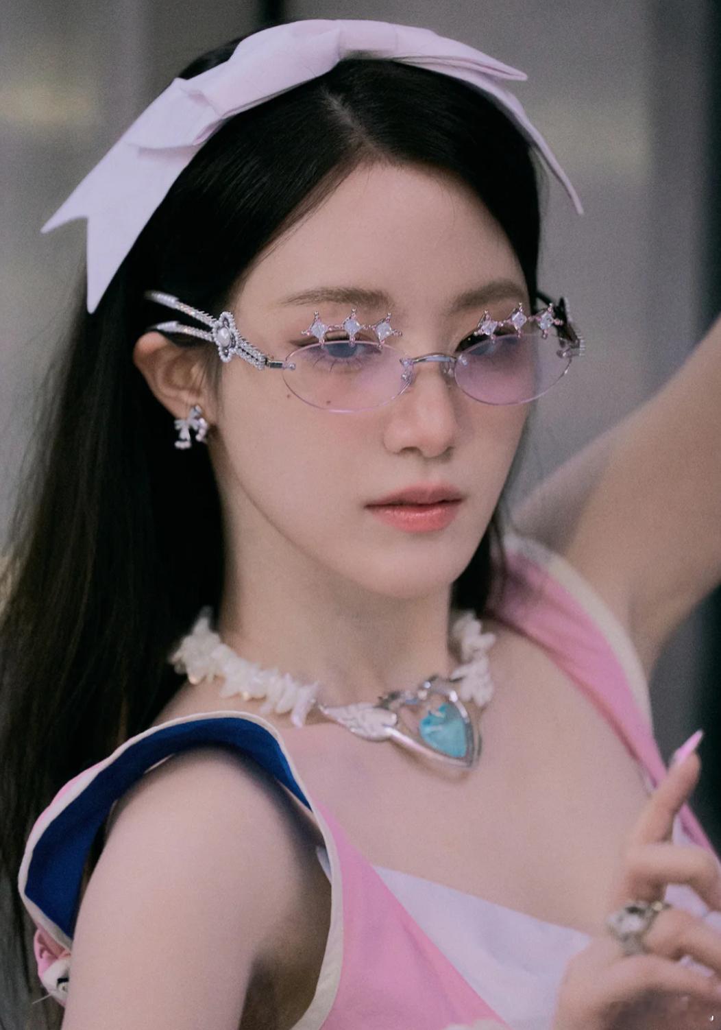 叶舒华这美成啥样了，完全女神韩团绿卡颜值已经卷成这样了 ​​​
