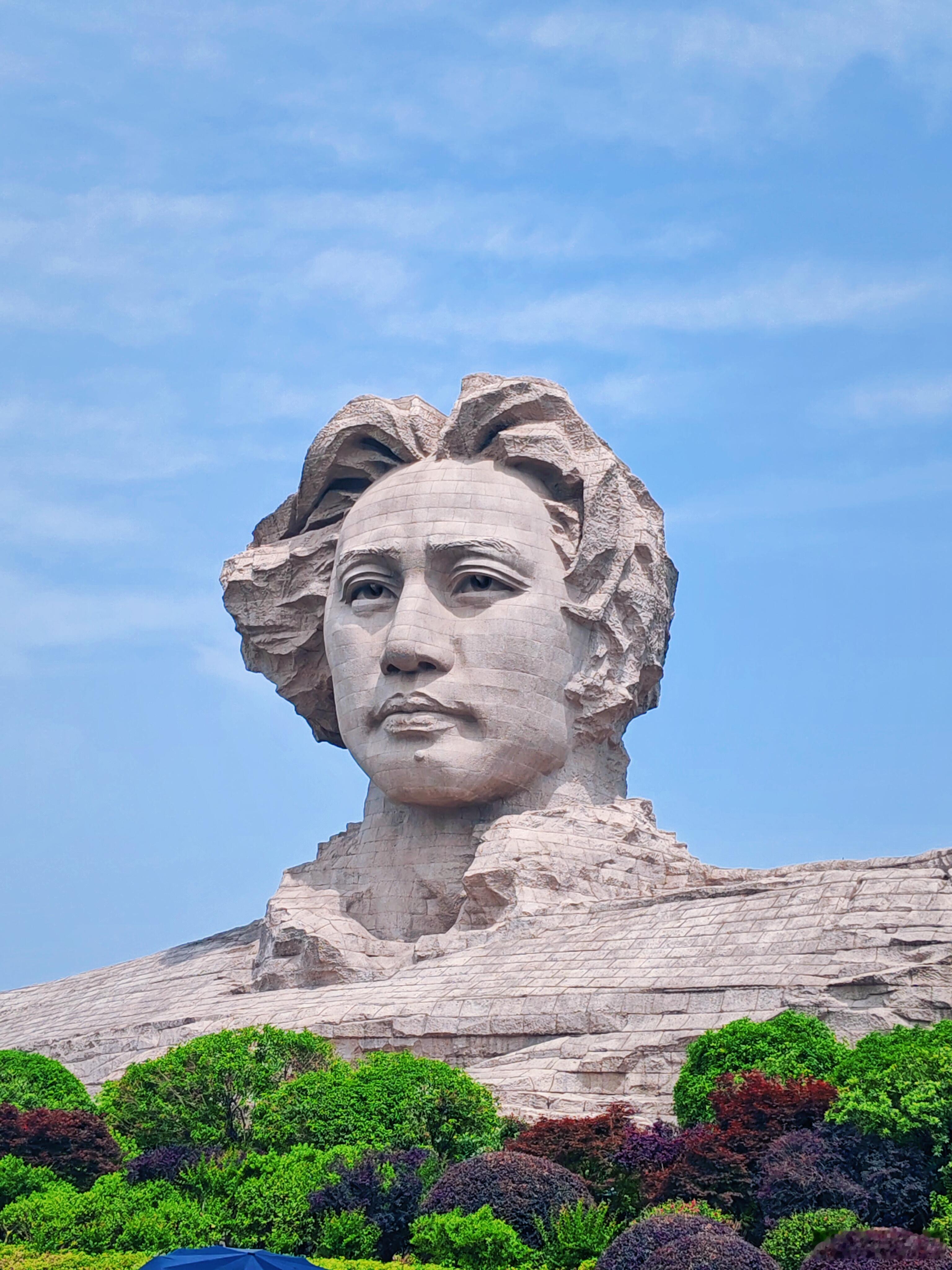 以往总羡慕小城市里的慢生活、向往小众冷门目的地，可一拿到飞猪免单福利的朋友，全都