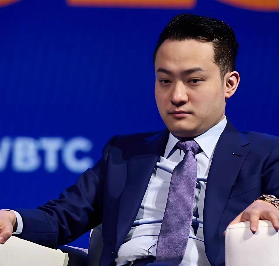 景甜这次真的摊上大事儿了！8月27日，富商孙宇晨委托律师，公开起诉景甜，称和景甜