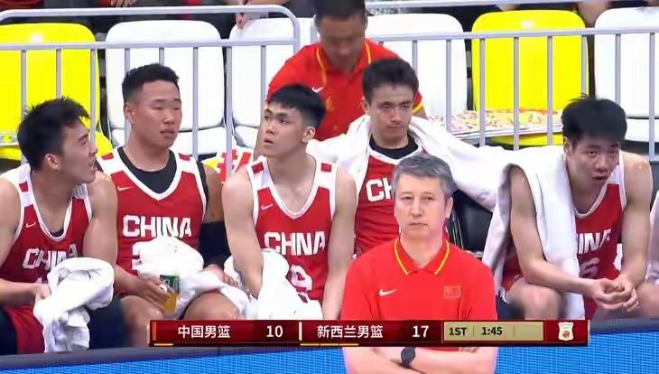 这样的状态如何面对“西亚群狼”？
        男篮昨晚结束了参加世亚预第二阶