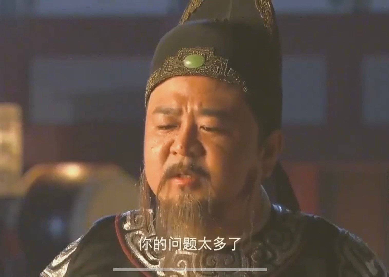 半夜有人咳嗽 呵呵 真没听出来是谁 我后背疼 [害羞] ​​​