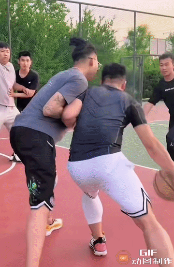 这才是硬汉的“后扯布”[笑哭]。只是代价有点高。