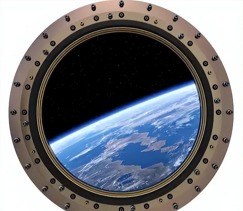 中国航天飞船玻璃裂了，太空维修比地面难十倍，神奇工具解围了。
11月26日神舟2