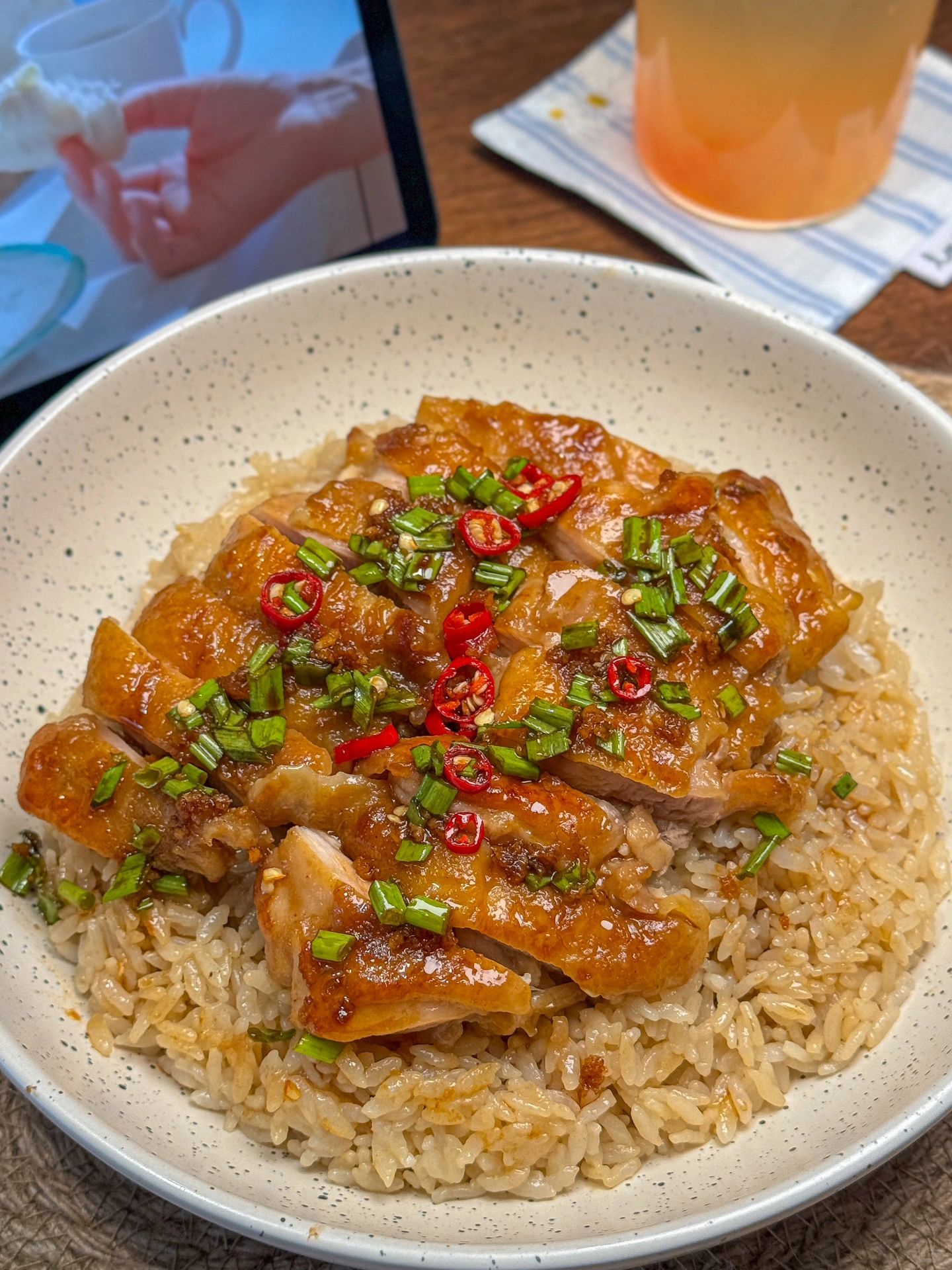 想告诉全世！！脆皮葱油鸡腿饭太好吃了！！