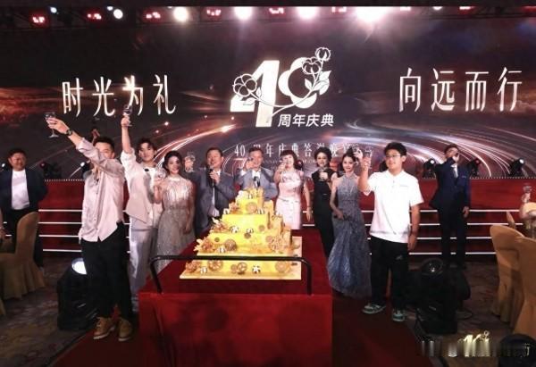 洁丽雅——背后的发家史
比起那些真假难辨的狗血“豪门伦理剧本”，更让人上头

1