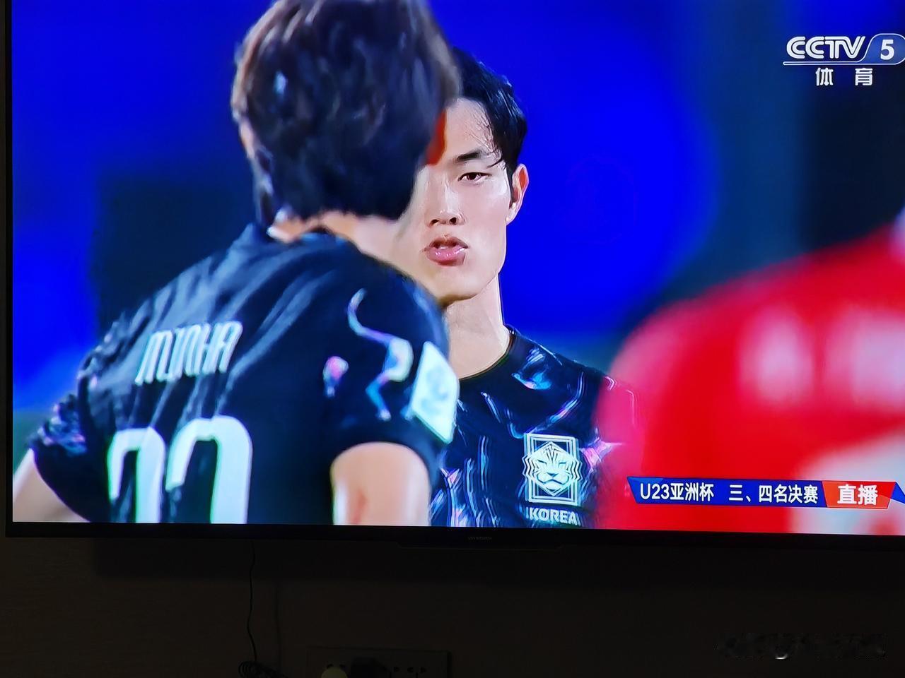 看了昨晚的U23亚洲杯三四名决赛，韩国与越南队都不是中国队的对手。
     首