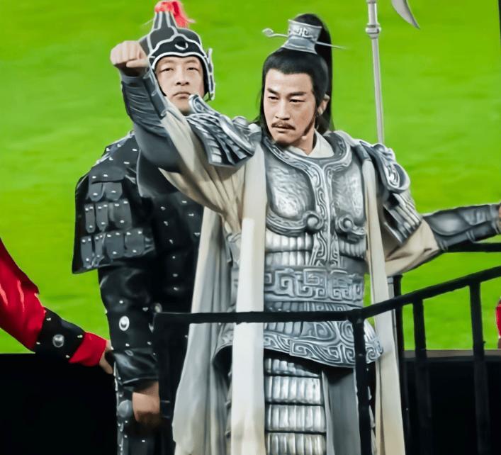 很多人都在问，宿迁活动上为什么不安排何润东骑马？其实原因很简单，不是没有战马，更