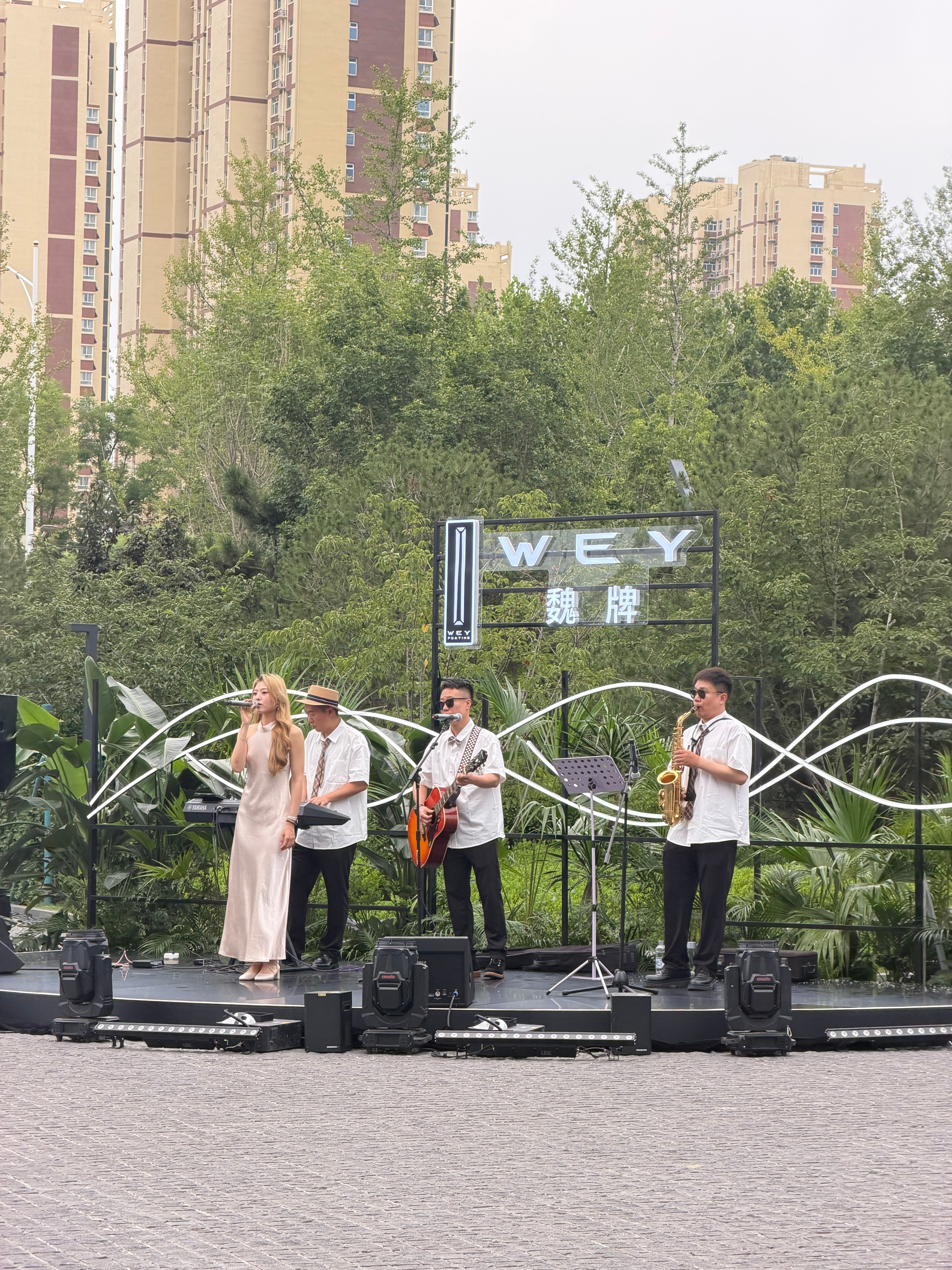 就位啦～期待今晚魏牌V9X家庭版！ 保定·保定爱情城酒店