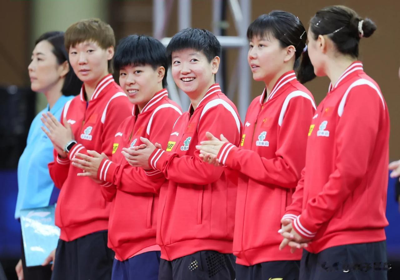 新加坡大满贯后国乒女队世界排名积分，奥运选拔积分如下
【女单世界排名】
1，孙颖