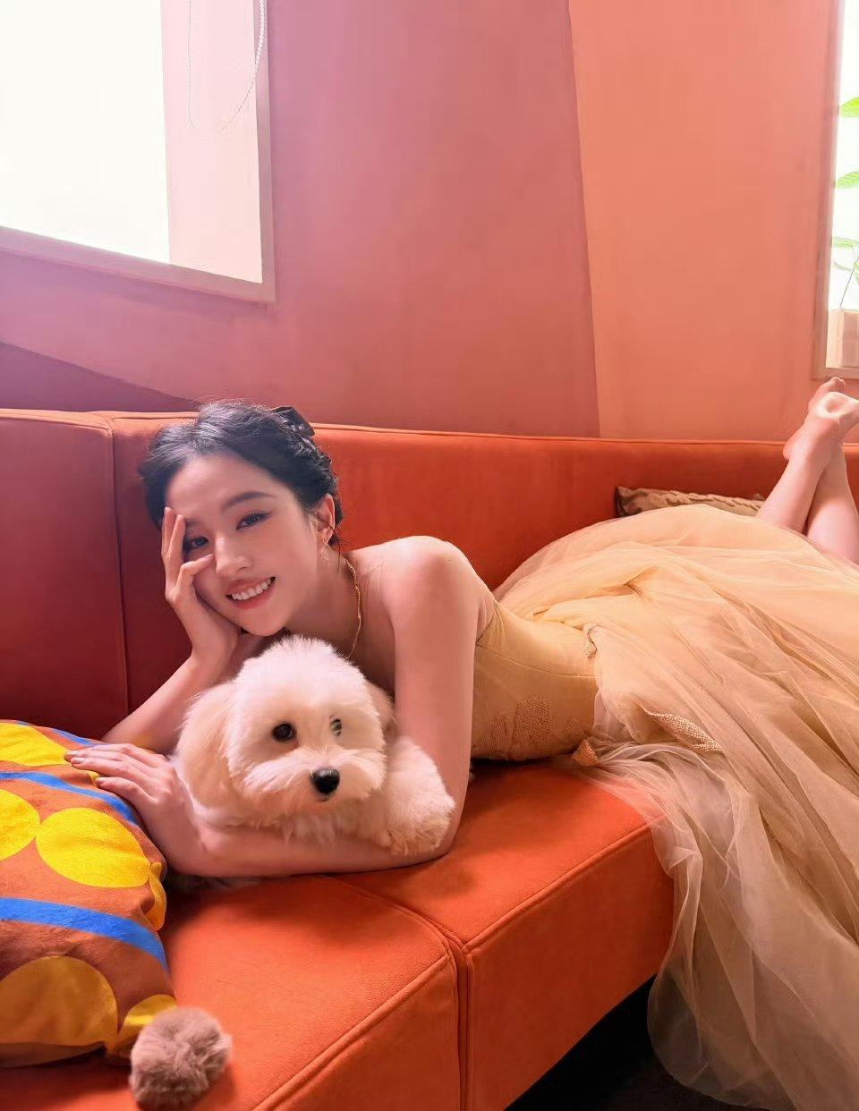 刘亦菲的脚 脚中刘亦菲刘亦菲～～刘亦菲刘亦菲明星