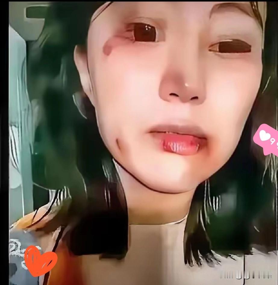 江西这位女子可真是闹了大笑话，把菜市场当自家厨房，实在太没规矩了。
 
这是真实