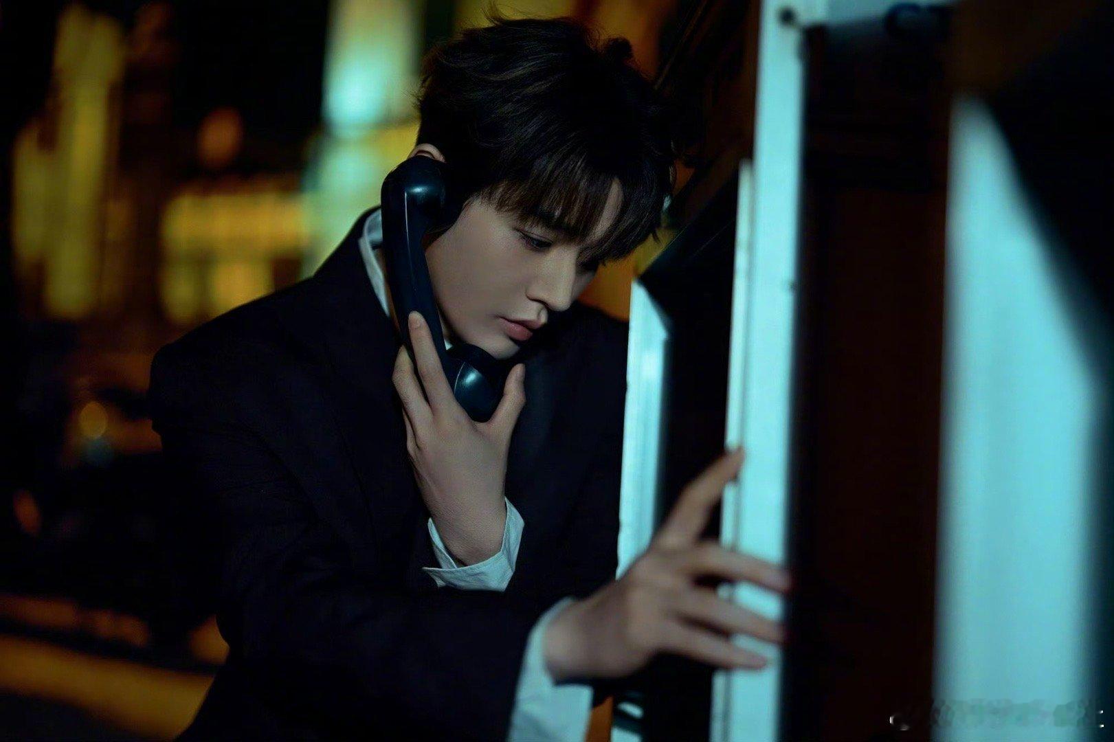 邓为尖叫之夜出图🈶，好帅啊！｜邓为