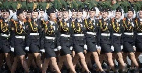 中囯好兄弟终于倒向美国，成美军手中一枚棋子，看后心情实在复杂！

当年中国刚刚经