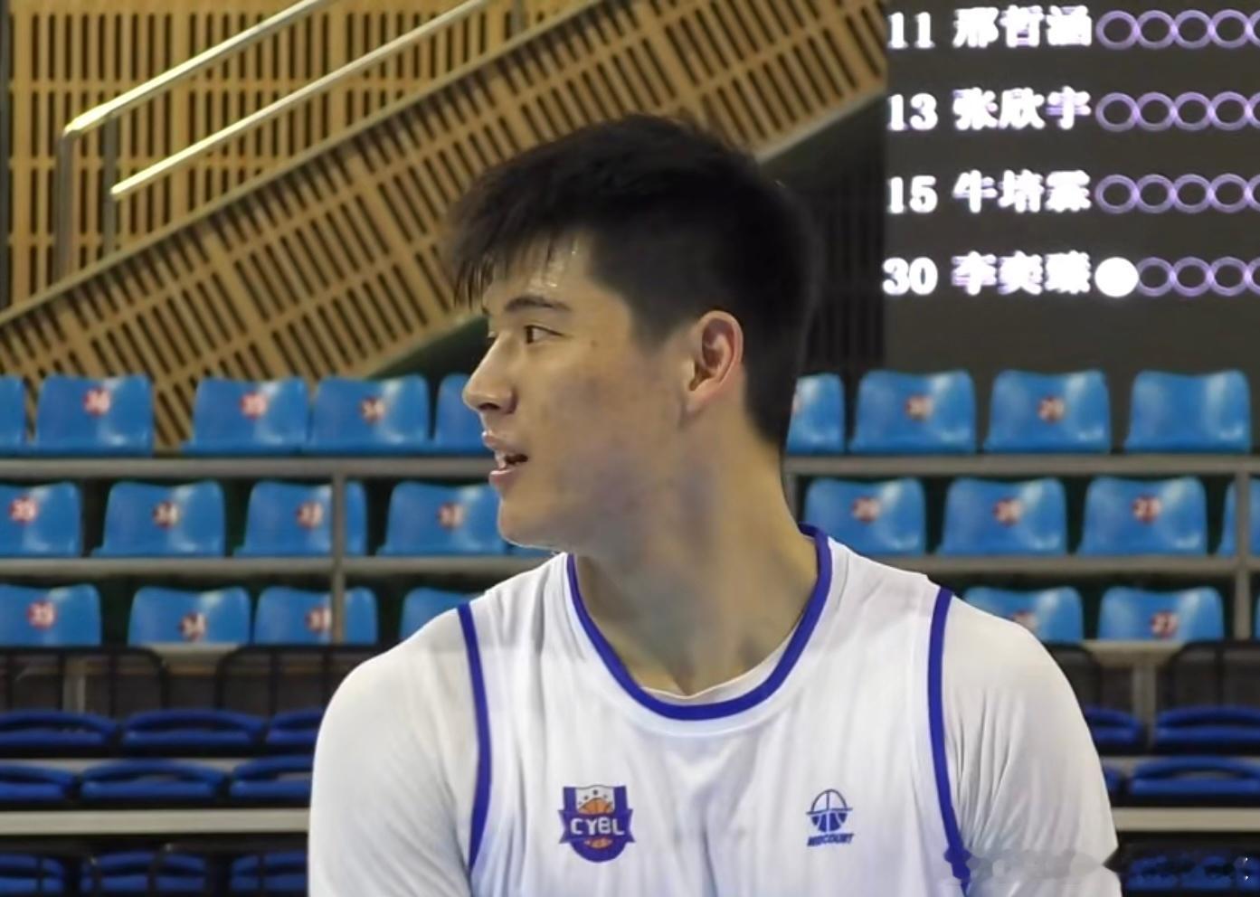 广东宏远U21男篮今天能否冲击三连胜？昨天历经和青岛队的激烈较量，广东宏远U21