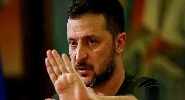 现在美、以、伊之间的冲突，让泽连斯基陷入了一个极度尴尬的两难：

如果公开力挺美