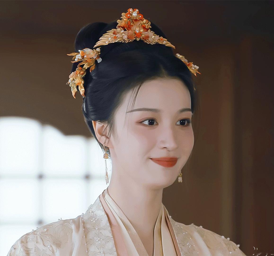 #被王楚然55套古装硬控35秒##王楚然告别柳舟记# 王楚然的古装真的好好看，桑
