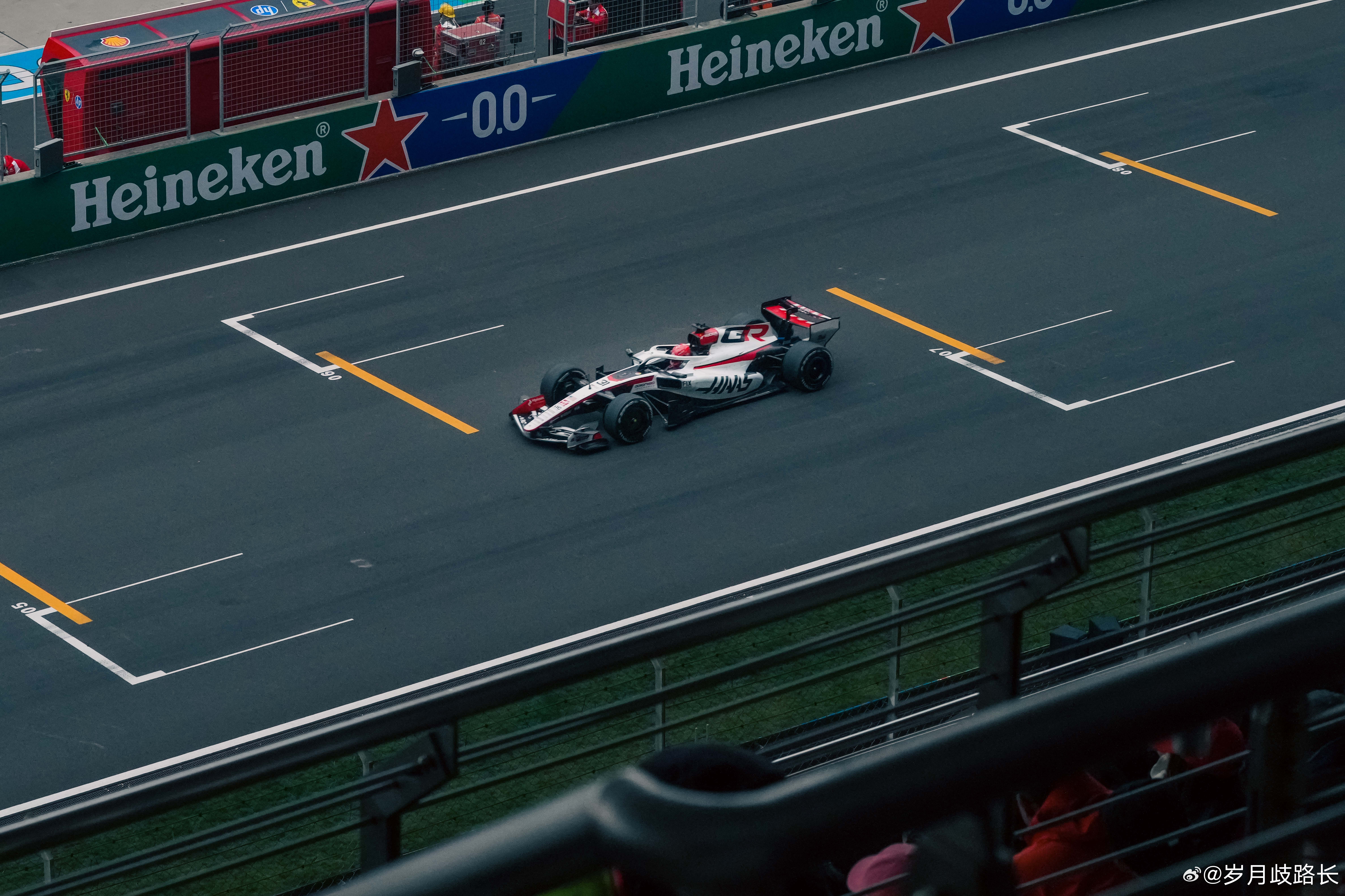 魏建军现身f1我与汽车的日常 魏总这次据说是详细了解了赛车的相关知识？🤔期待后