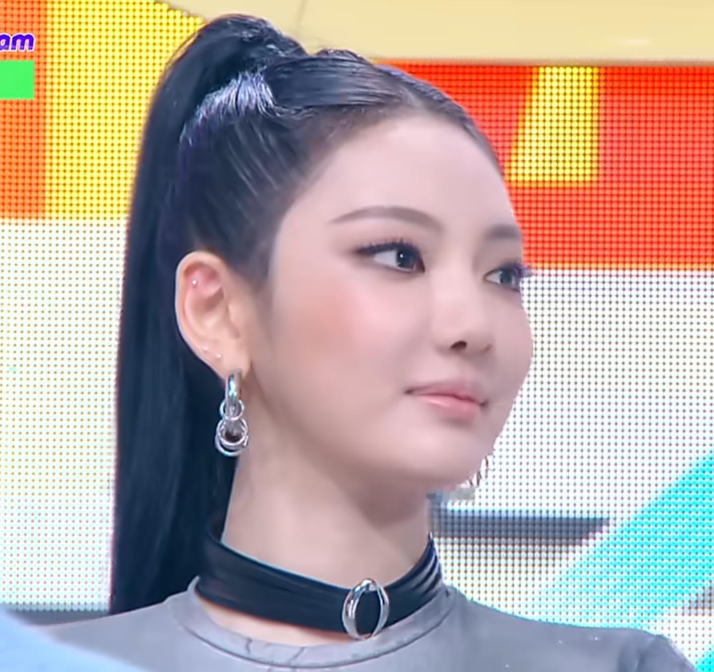 难绷 ​​​