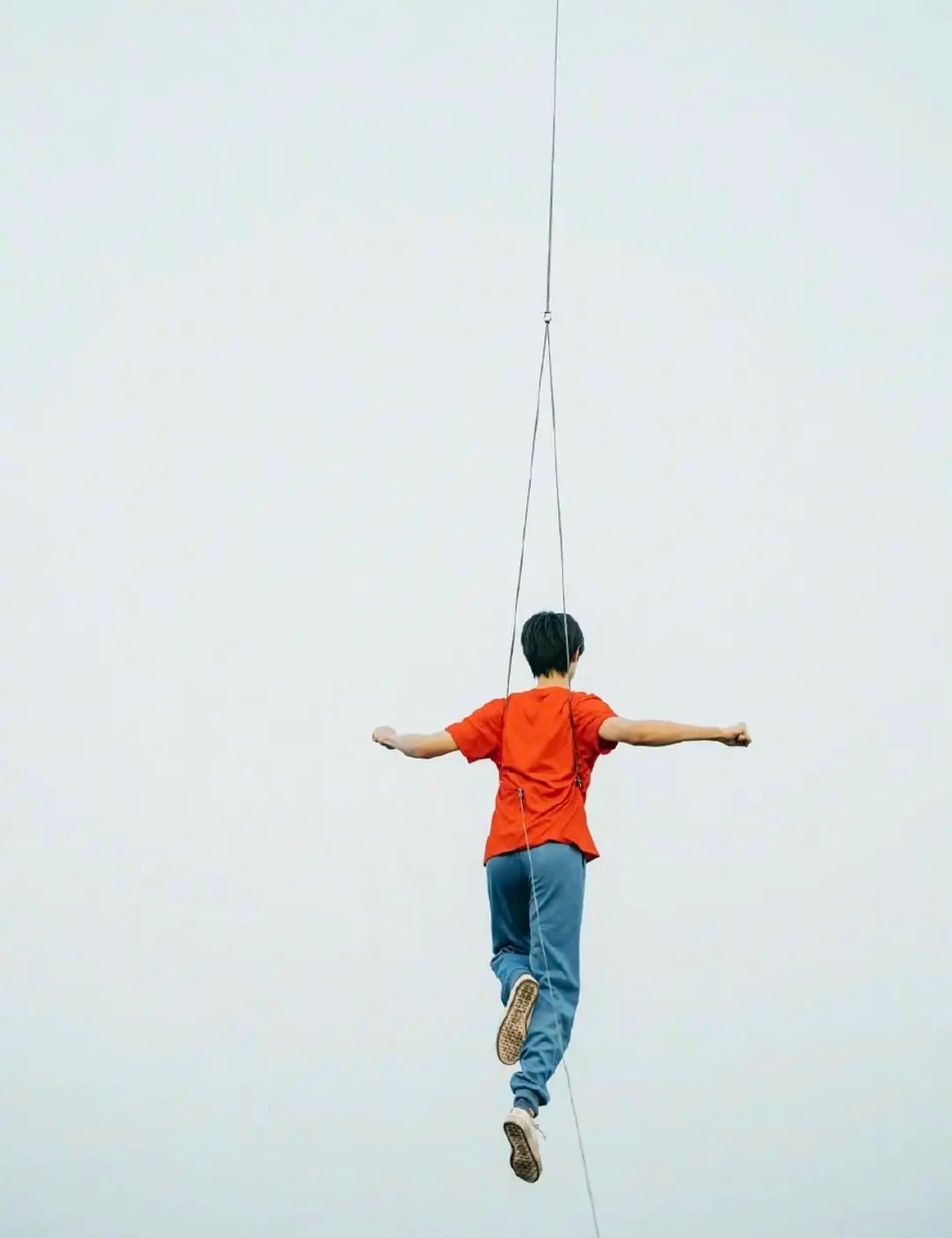 朱志鑫 勇敢的探索世界朱志鑫一路向海的少年