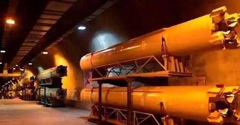 伊朗直接亮家底，放话满仓都是导弹，这是摆明不想再忍了。
 
这段时间的临时停火，