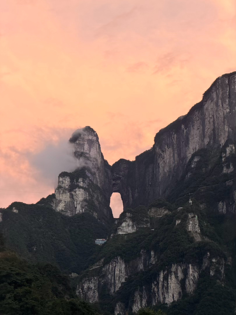 做梦也想不到张家界这种世界级景区是包场玩的并且在这里感觉自己才是外国人🙉天气预