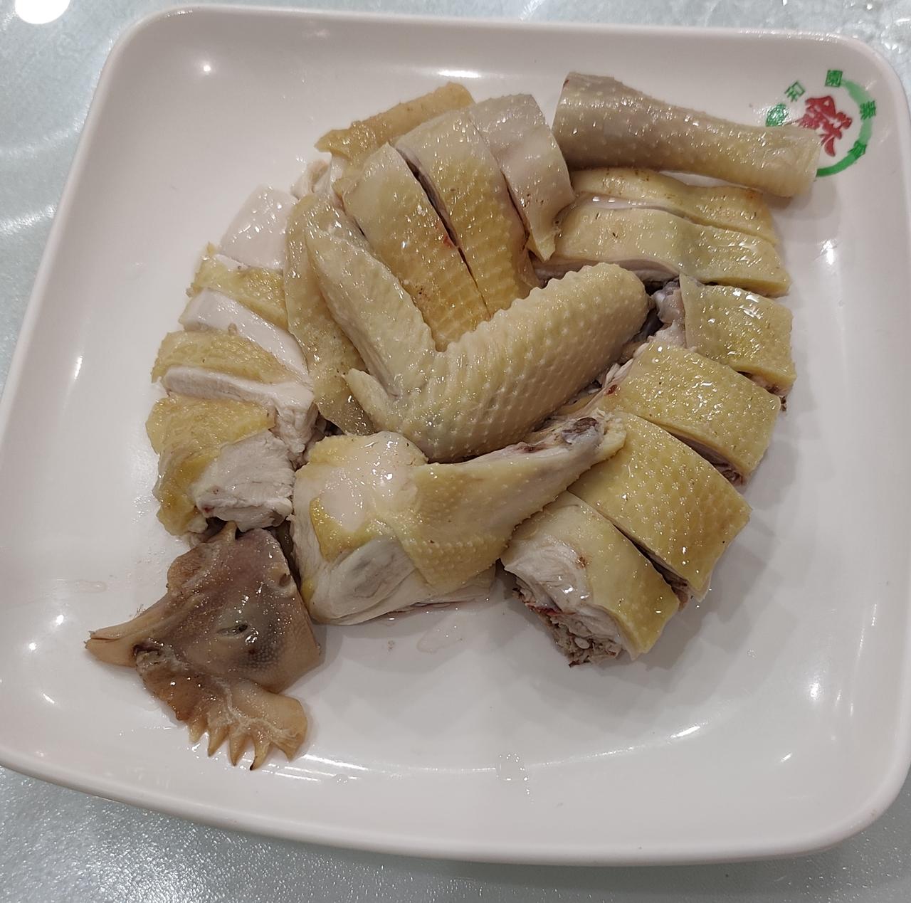 华南植物园的门票是20元，老人优待卡买门票是10元，说一说在华南植物园里面经营了