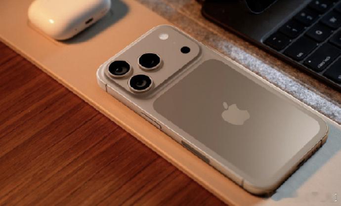 iPhone17Pro防反射显示屏据报道，苹果公司备受瞩目的iPhone17Pr