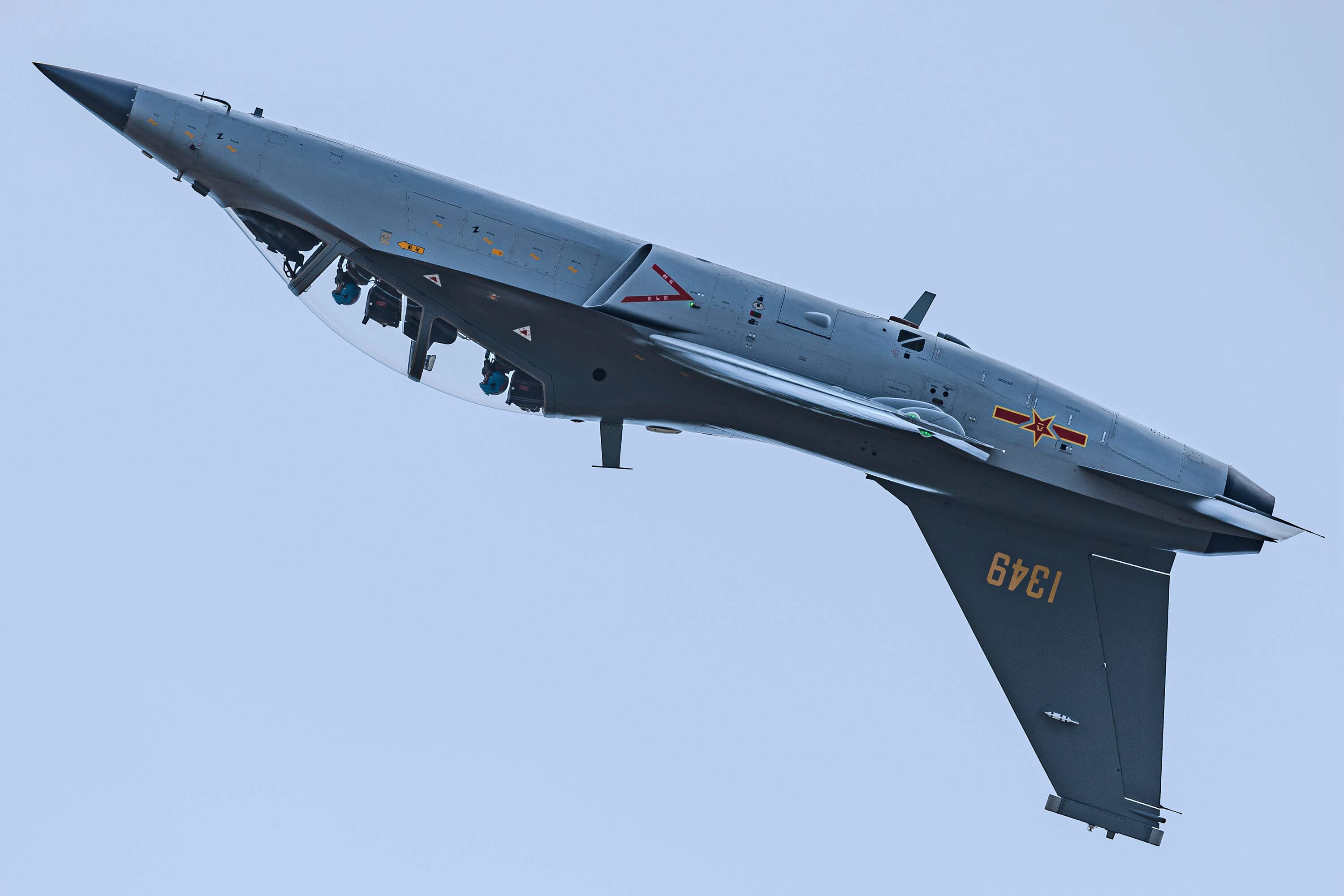 #航空新视野[超话]# 国产教-10高级教练机，无水印大图已发V+ ​​​