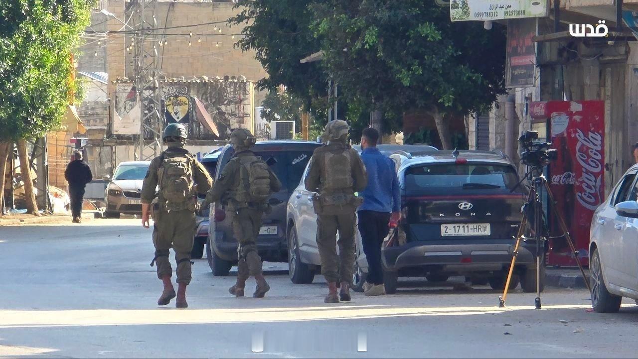 约旦河西岸地区，以色列占领军绑架三名巴勒斯坦记者/媒体摄影师。巴以冲突