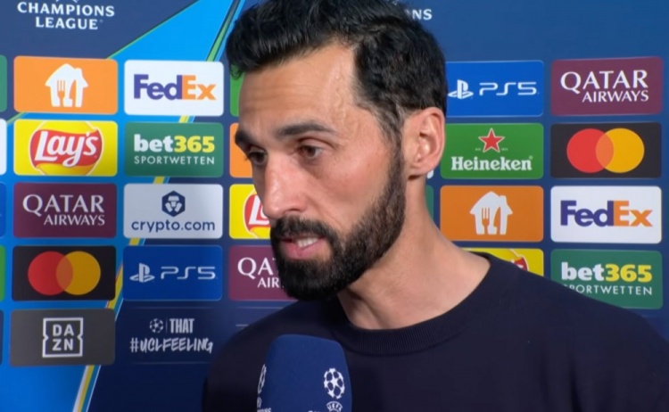 阿韦洛亚：这本是势均力敌的顶级对决，一张红牌直接断送所有悬念