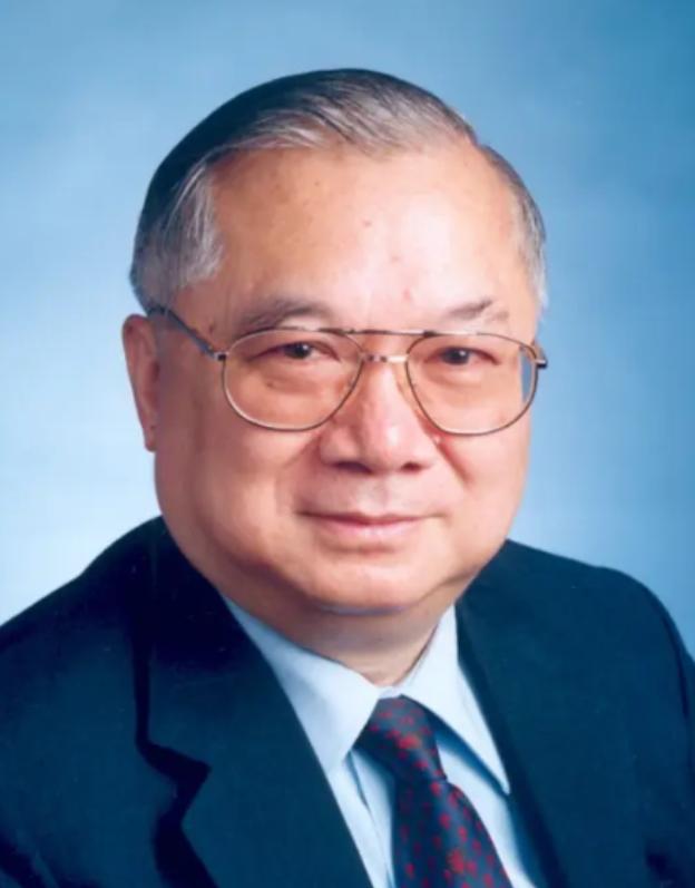 90年代香港富商胡应湘花30亿承建了虎门大桥，他豪言：等收回成本后，我就把这座大