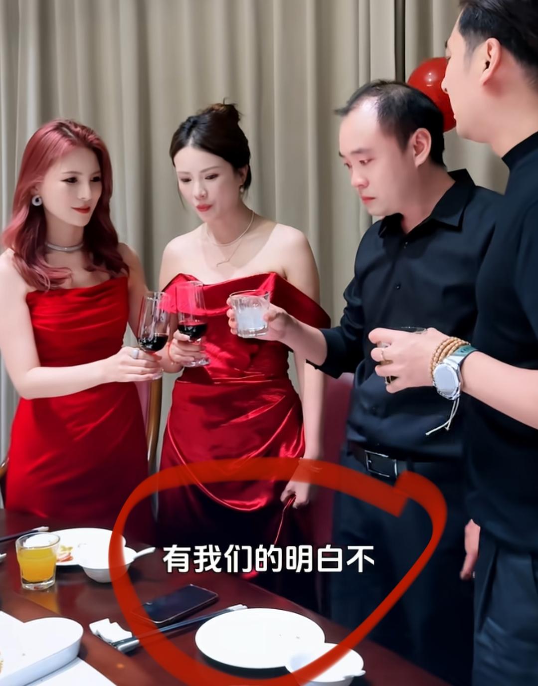 泪崩！小强在二妹生日宴几度哽咽，直言:没有你俩，家早就不在了。路嫂承诺:债务一起