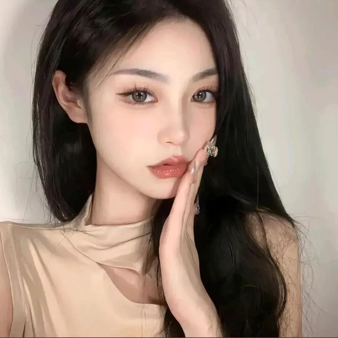 优雅女神，惊艳一笑，尽显迷人风情！高贵的气质女人 超级迷人美女 气质美女 落落大