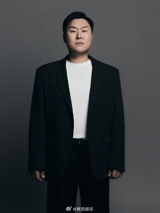 【演员尹敬浩谈到《金部长》谈到电视剧取得好成绩】尹敬浩表示:“我甚至不敢相信，自