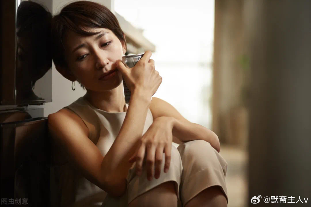 戒怨赋·默斋主人原创骈赋粤若长川赴海，不改奔行之志；浮云凌空，宁怀飘泊之悲。万物
