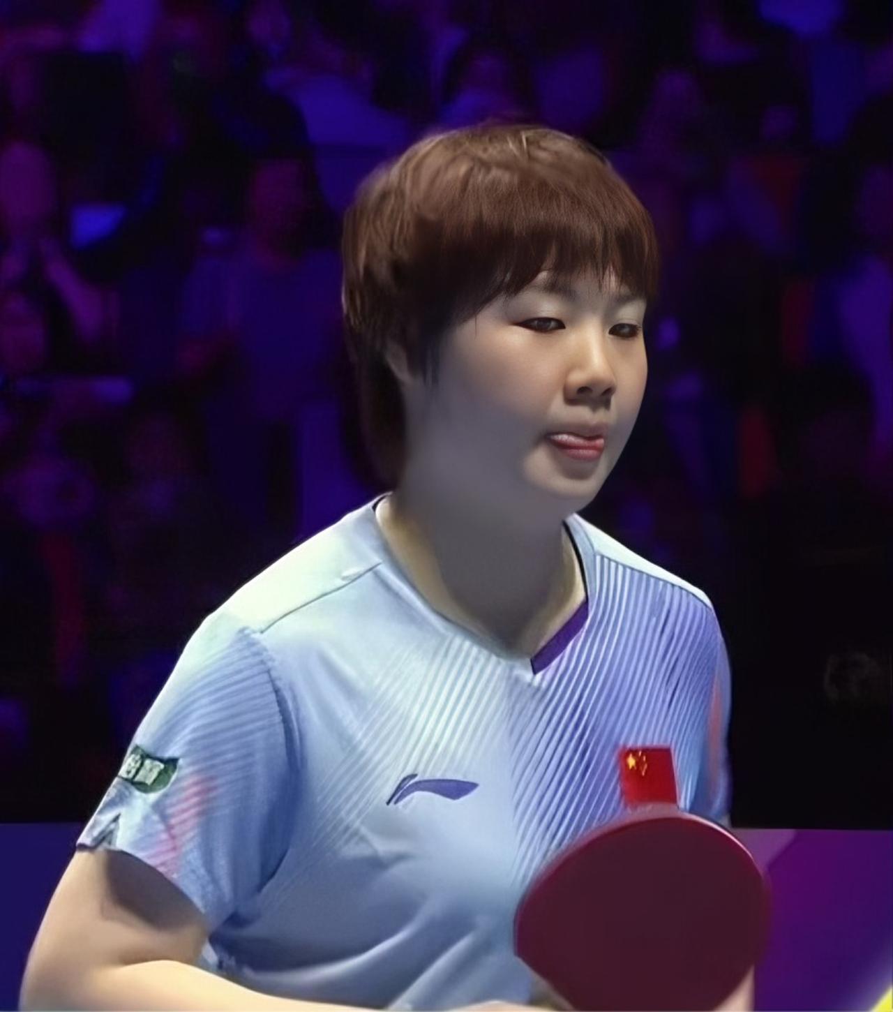 当孙颖莎艰难的赢下比赛，
当王艺迪4:1战胜张本美和后，
高兴的将手举起时，
蒯