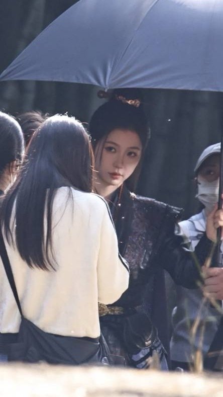 虞书欣云初令男装造型 虞书欣云初令男装造型路透 虞书欣云初令男装造型路透 