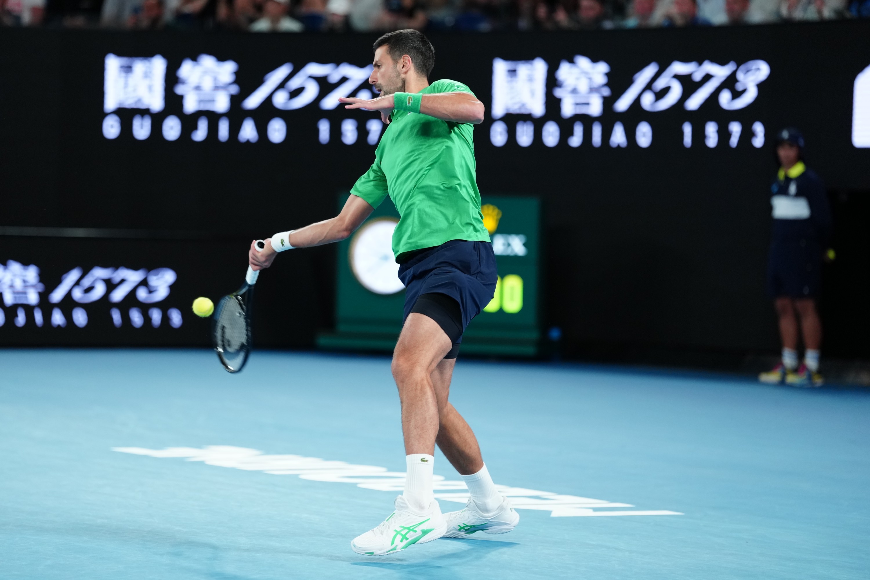 澳网💯胜🥹直落三盘，轻松横扫。38岁的10冠王依然强大💪🏻德约科维奇迎澳