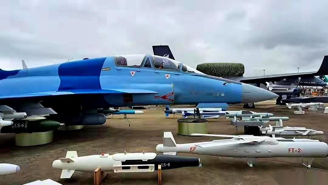 这届珠海航展上，中国航发一口气摆出了近90型航空动力装备和相关设施，而且里面有将