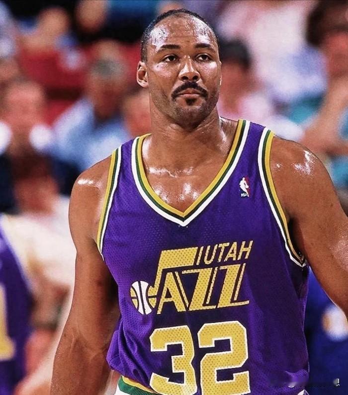 NBA历史十大无冠巨星！谁最可惜？

1. 卡尔·马龙

历史总得分榜第三（36