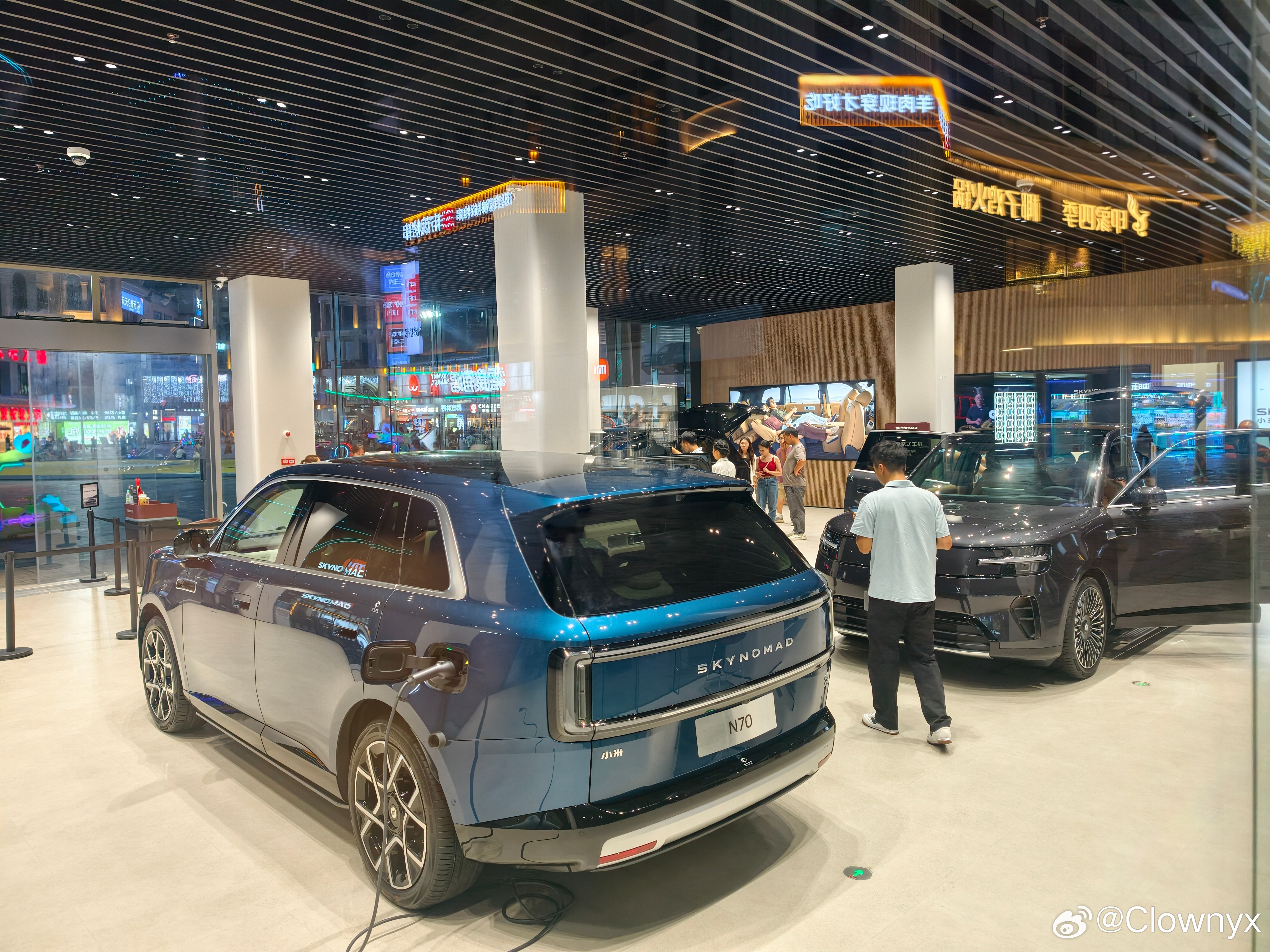 小米澎程正式发布定档9月7日去东莞华南Mall 看了下小米澎程的门店真的是排队入