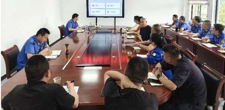 房县 县城管执法局开展民法典宣传月活动十堰爆料 房县新闻网讯 通讯员 黄磊 报道