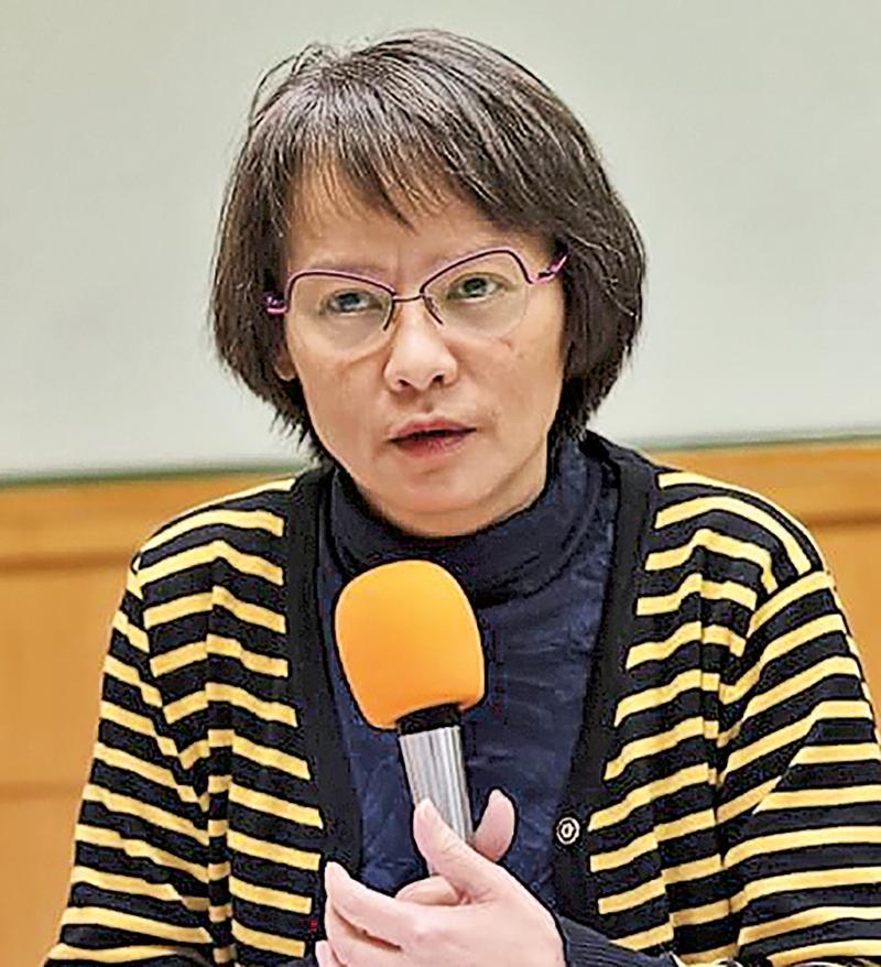 “大陆不管是穷还是富，对台湾人的热情是一致的，始终如一的，因为我们都是中国人，自