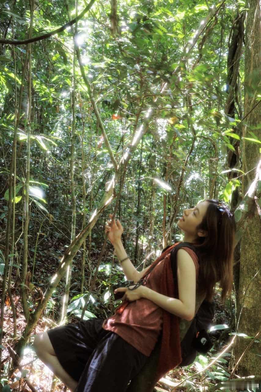 身上有好鲜活的生命力啊！ 